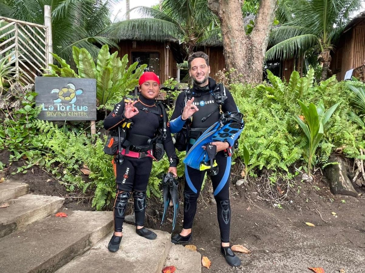 La Tortue Diving Resort Dauin Bagian luar foto
