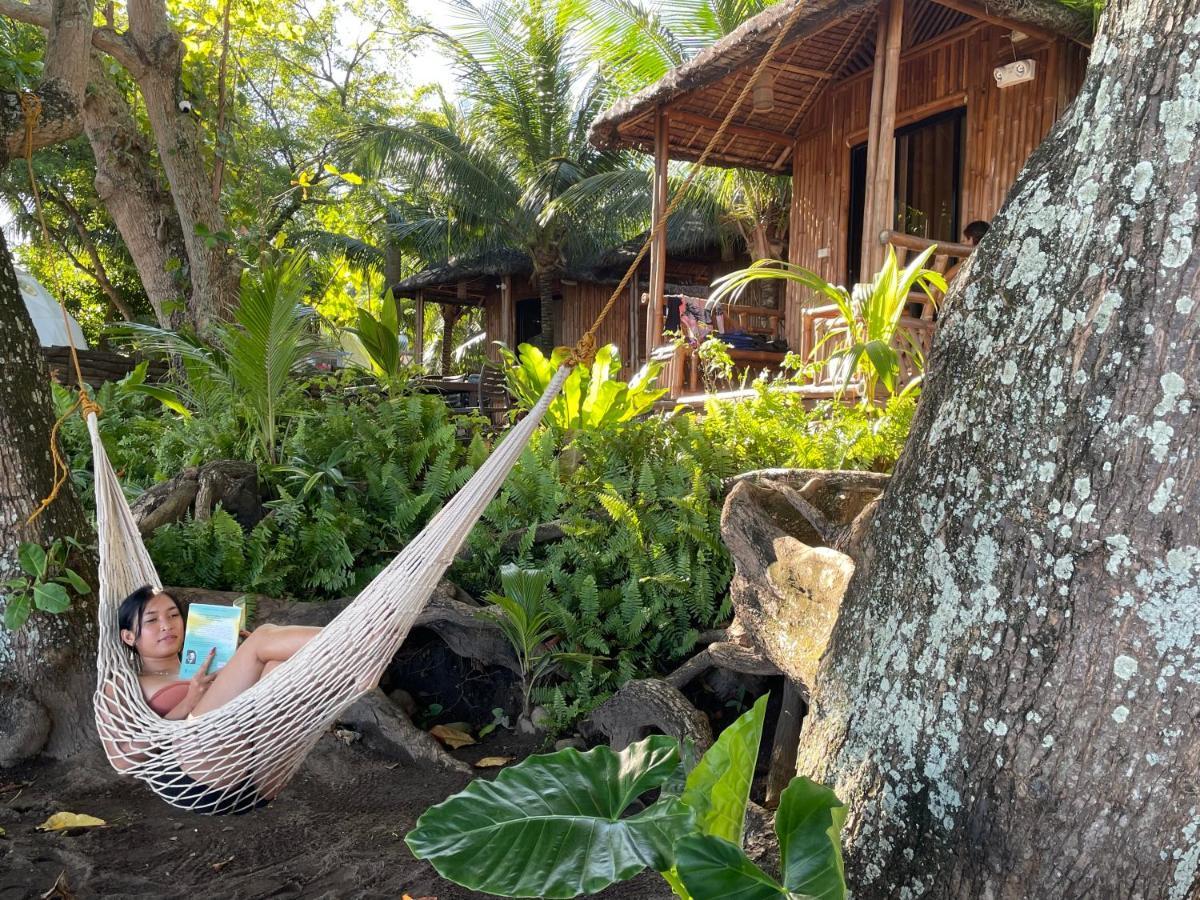 La Tortue Diving Resort Dauin Bagian luar foto