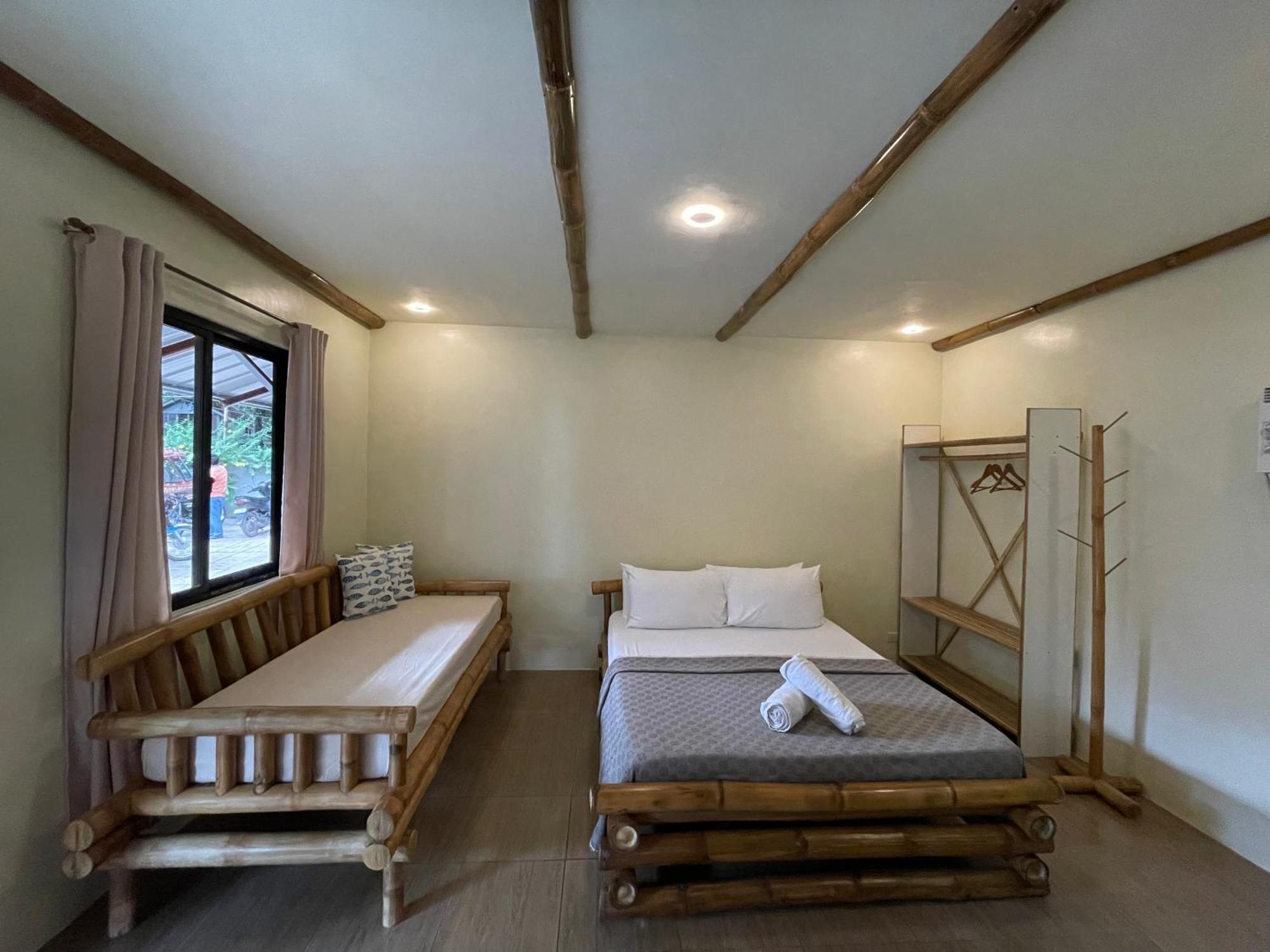 La Tortue Diving Resort Dauin Bagian luar foto